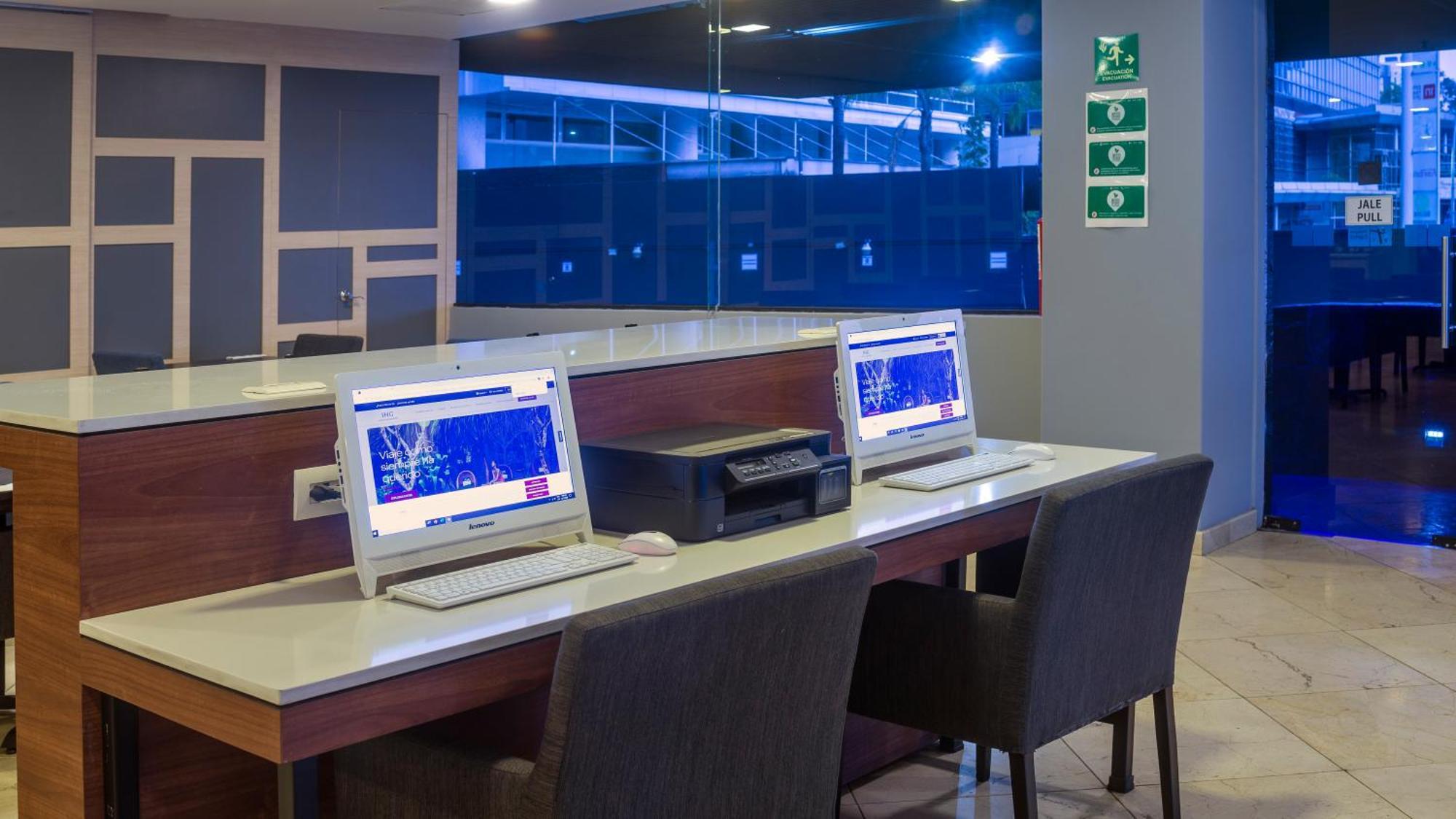 Holiday Inn Express Mexico Santa Fe By Ihg Eksteriør bilde